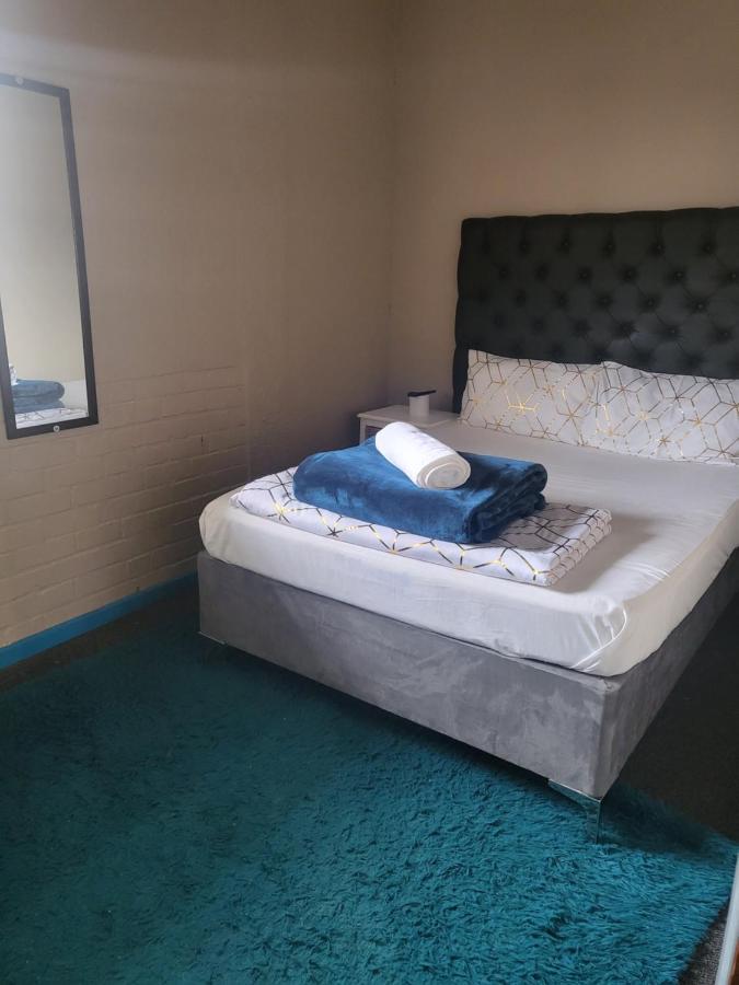 Mj Accomodation Cape Town Exterior photo
